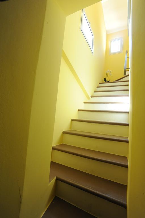 B&B Aurora Domus D'A-Mare ペザロ エクステリア 写真