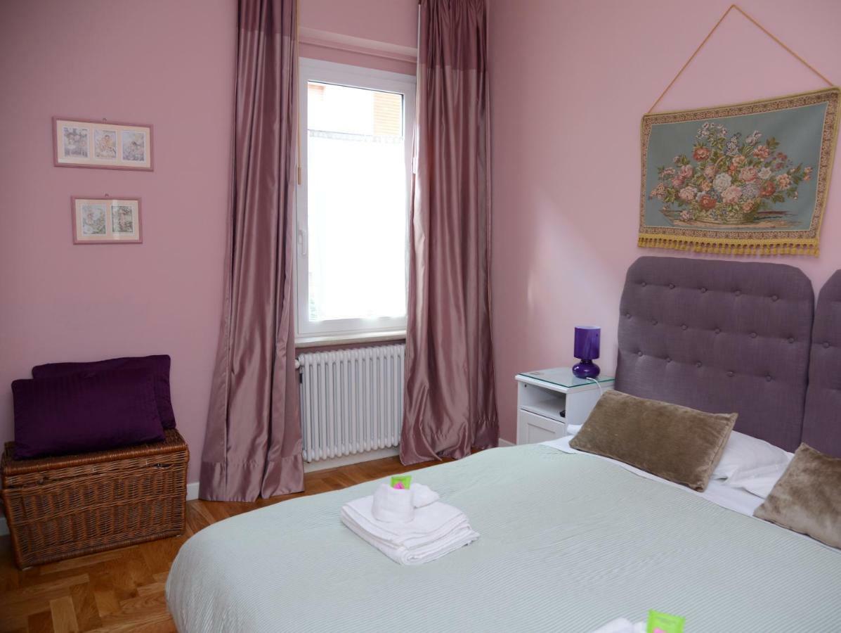 B&B Aurora Domus D'A-Mare ペザロ エクステリア 写真